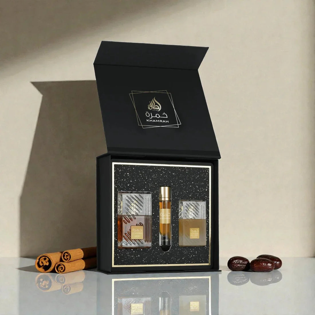 Lattafa Khamrah Premium Luxus Geschenkset (3-teilig) – Unisex Gourmand-Duft mit Zimt, Datteln, Praline & Vanille – Exklusive Parfum Box inkl. Eau de Parfum 100ml, Hair Mist & Travel Spray
