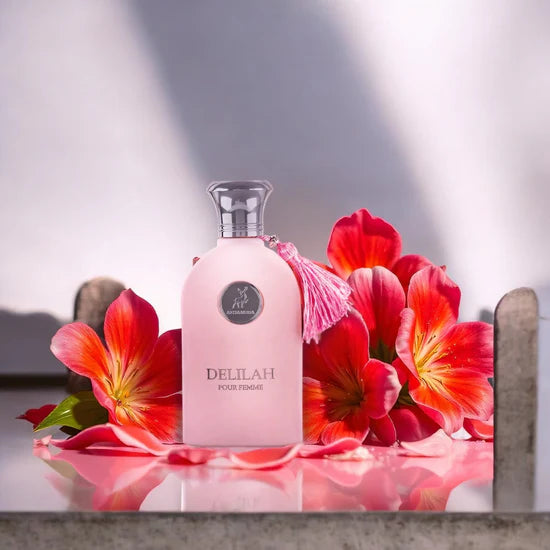 Maison Alhambra Delilah Pour Femme Eau de Parfum 100ml – Luxuriöser Damen-Duft mit frischem Rhabarber, edler Rose, Litschi & Vanille – Langanhaltendes Premium Parfum aus Dubai